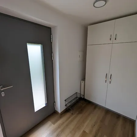 Apartament Velis *